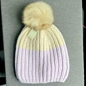 Aerie oversized pom beanie